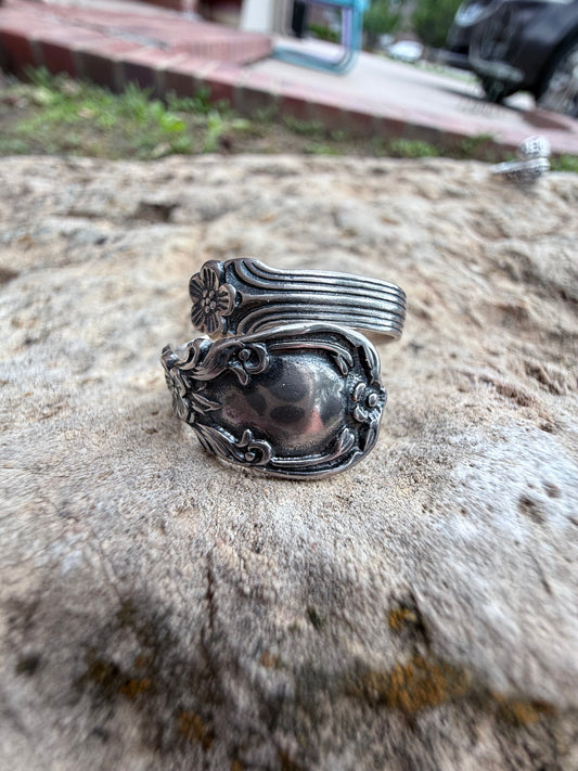.925 silver band spoon ring